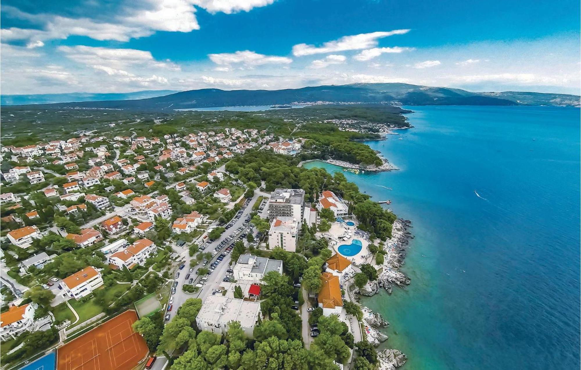 Gorgeous Apartment In Krk With Kitchen Krk Town Exteriér fotografie