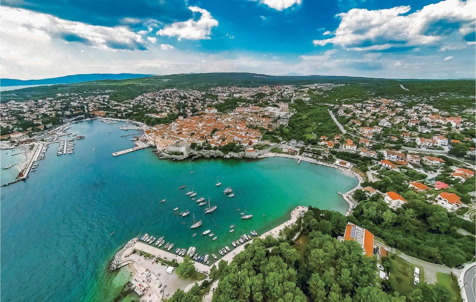 Gorgeous Apartment In Krk With Kitchen Krk Town Exteriér fotografie