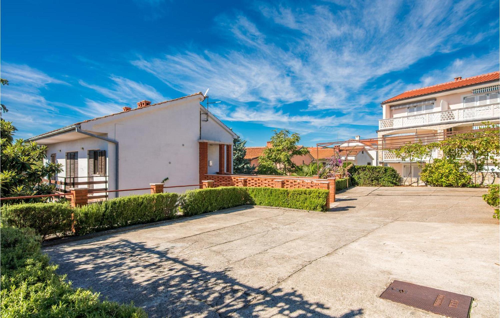Gorgeous Apartment In Krk With Kitchen Krk Town Exteriér fotografie