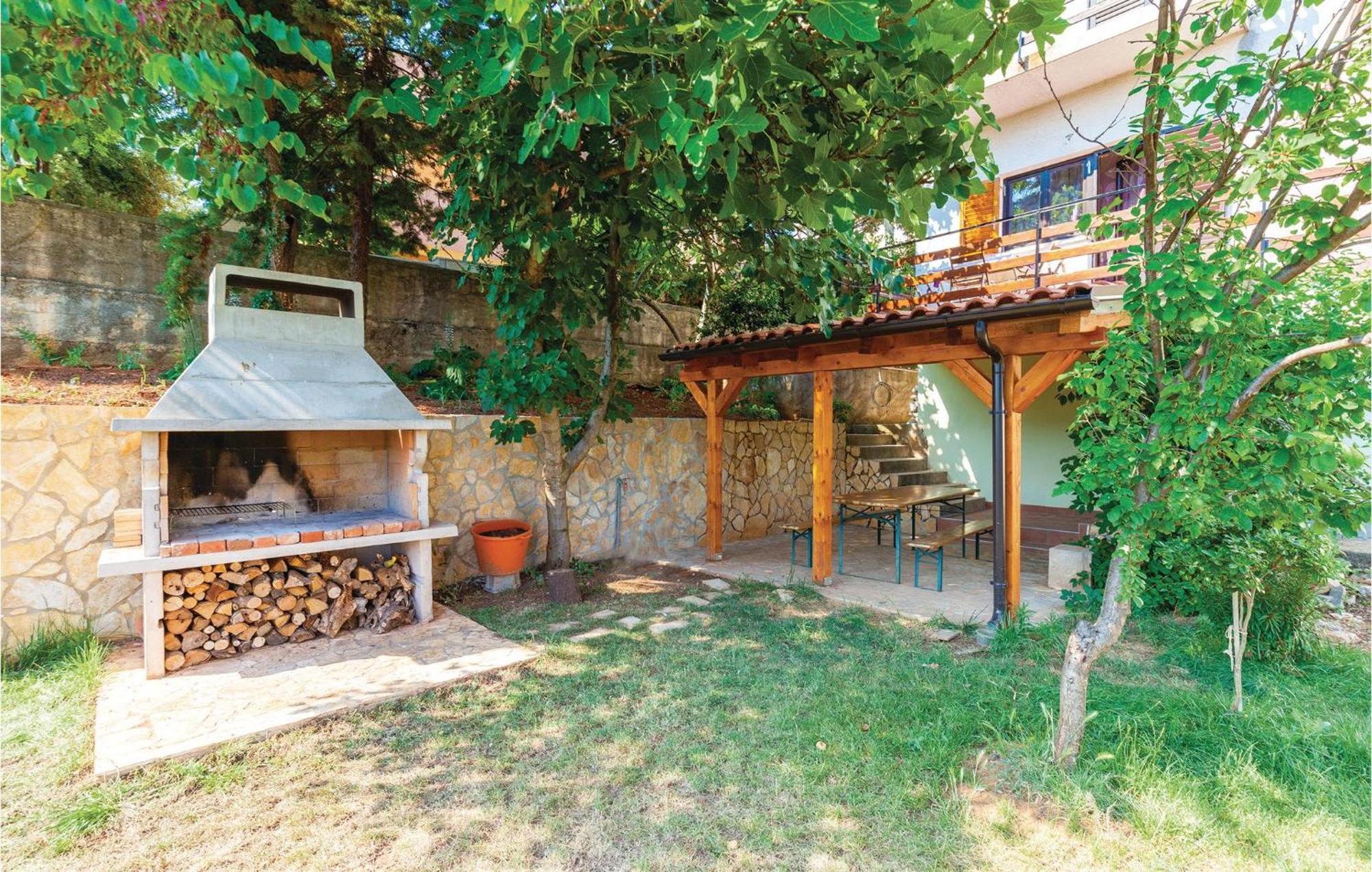 Gorgeous Apartment In Krk With Kitchen Krk Town Exteriér fotografie